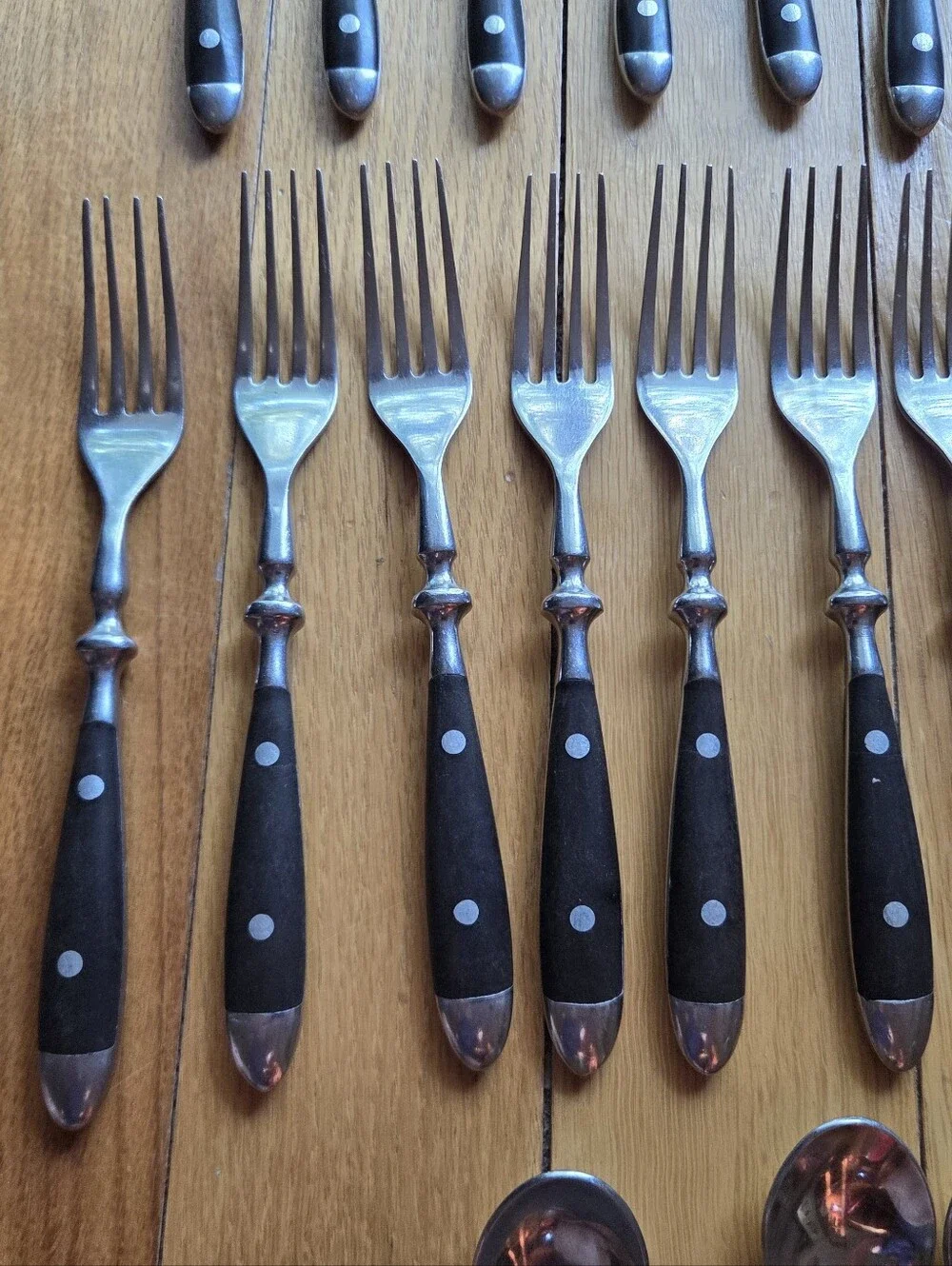 N/A classic flatware